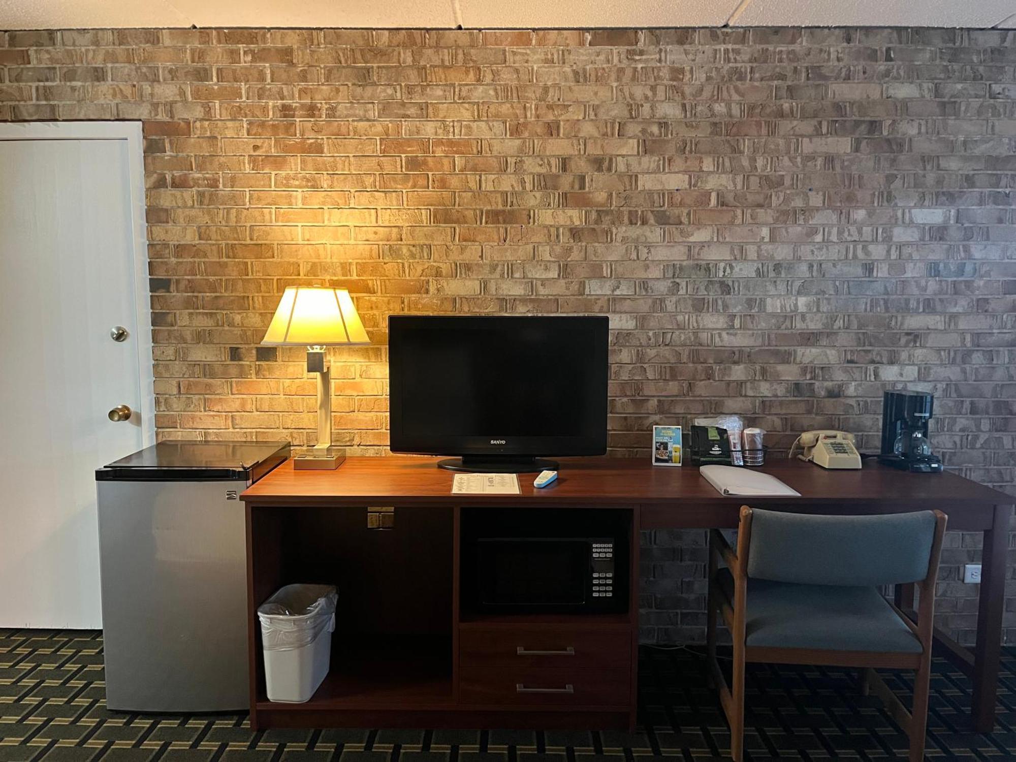 The Hudson Inn Morris Room photo
