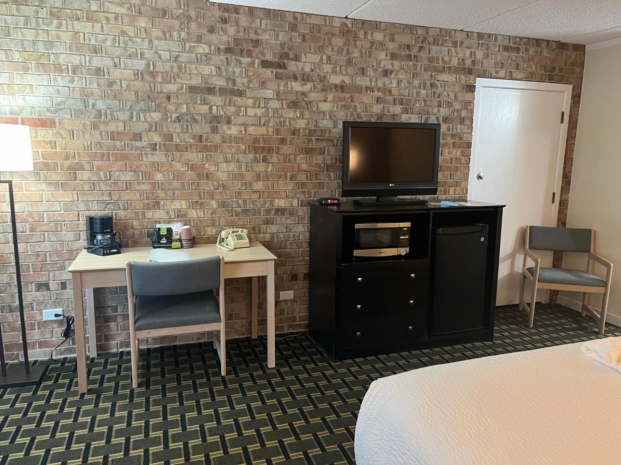 The Hudson Inn Morris Room photo